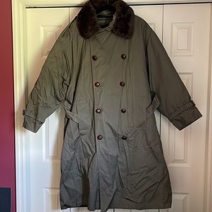 London Log tempo Europa fully lined and insulated trench coat
